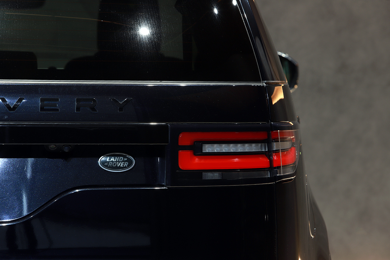 2017 Land Rover DISCOVERY FIRST EDITION