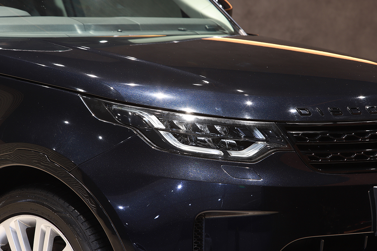 2017 Land Rover DISCOVERY FIRST EDITION