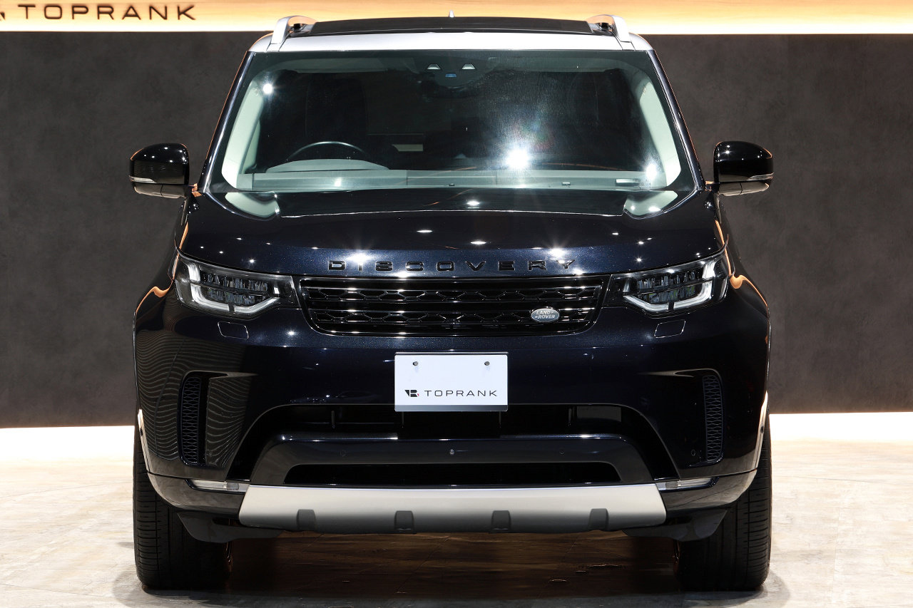 2017 Land Rover DISCOVERY FIRST EDITION