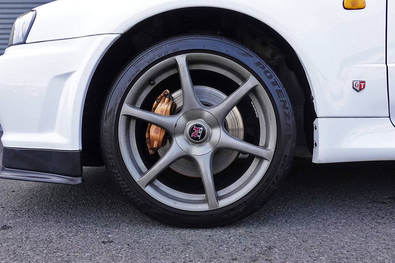 1999 Nissan SKYLINE GT-R 99 MODEL ONE OWNER BNR34 GT-R V-SPEC NISMO SPEC PRO MUFFLER