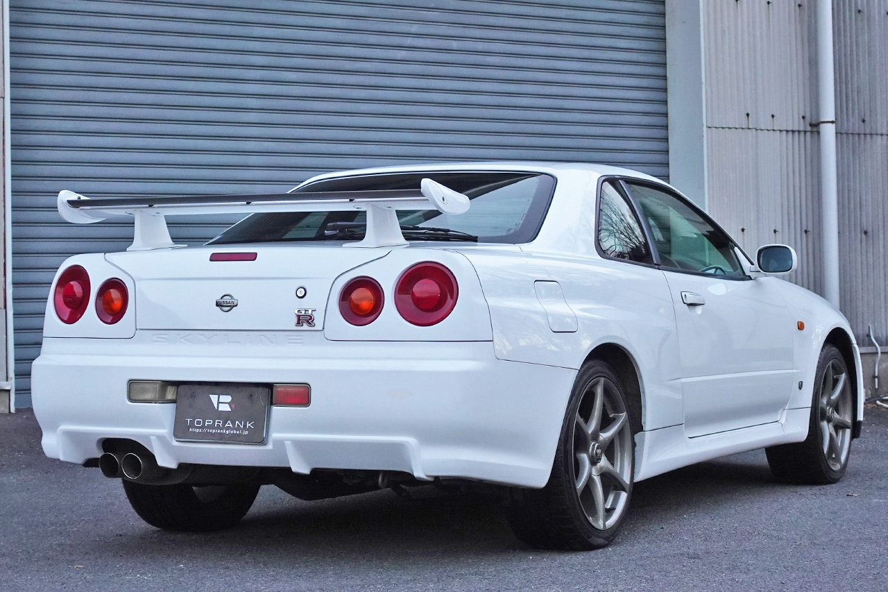 1999 Nissan SKYLINE GT-R 99 MODEL BNR34 GT-R QM1 WHITE