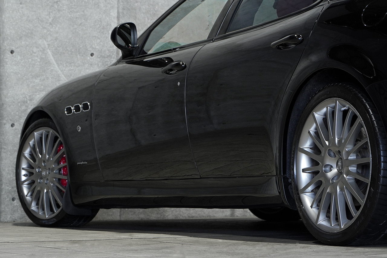 2011 Maserati QUATTROPORTE null