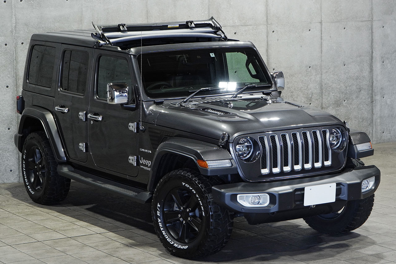 2021 Jeep WRANGLER UNLIMITED SAHARA