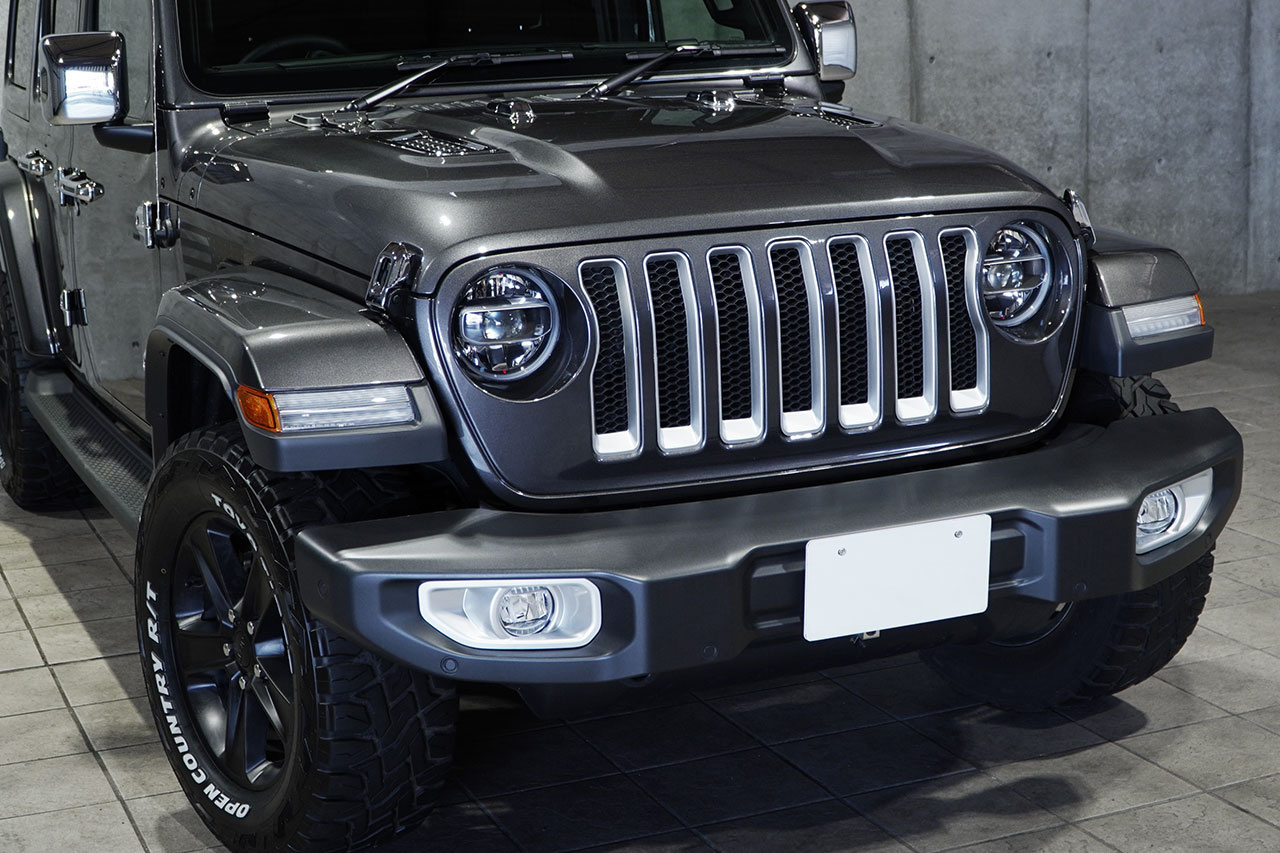 2021 Jeep WRANGLER UNLIMITED SAHARA