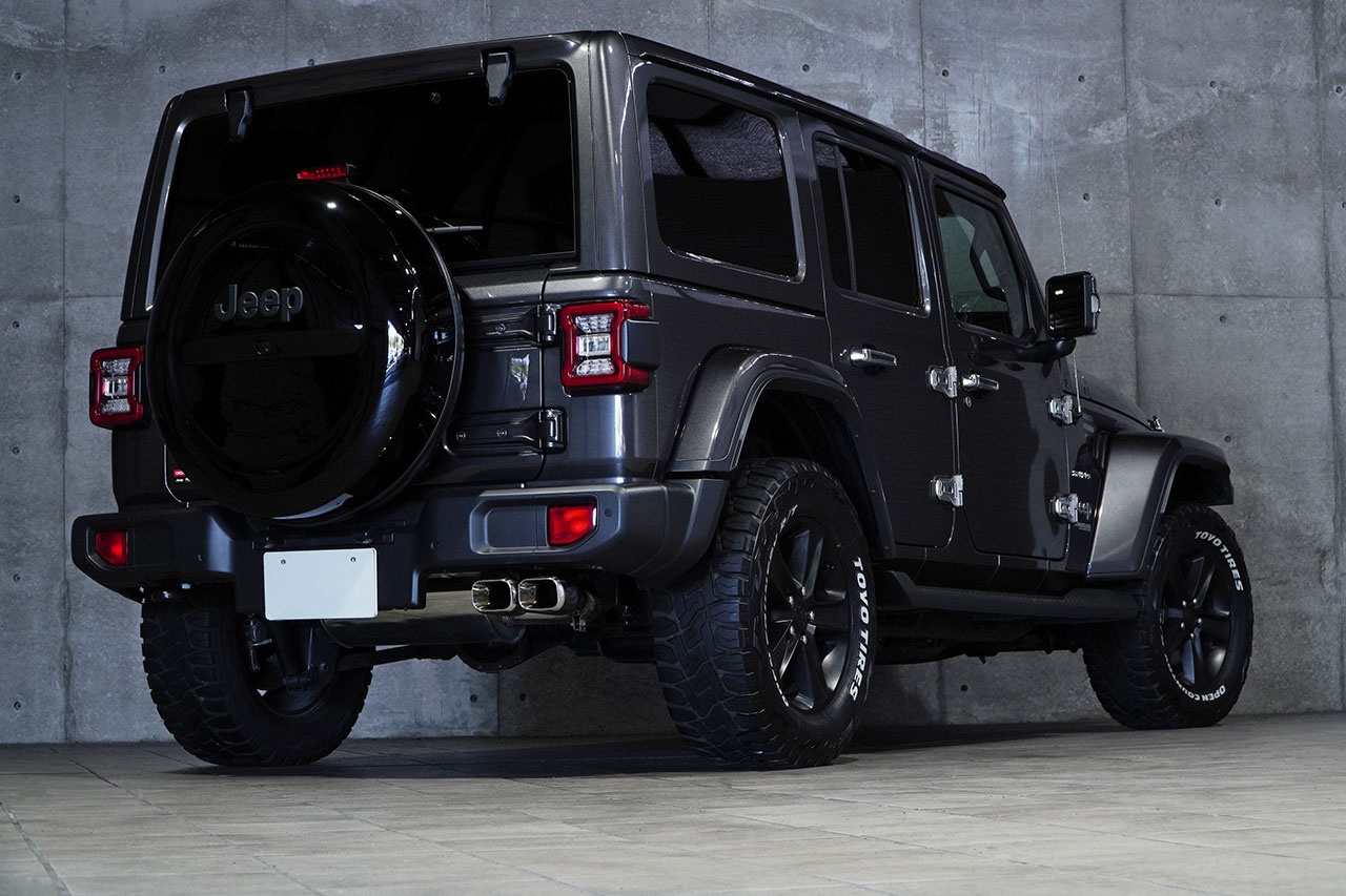 2021 Jeep WRANGLER UNLIMITED SAHARA