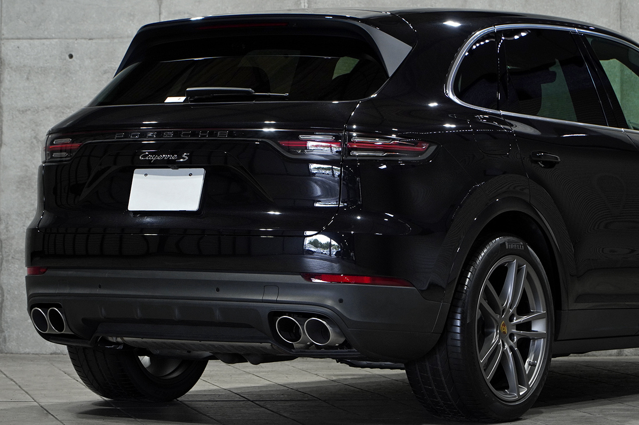 2020 Porsche CAYENNE null