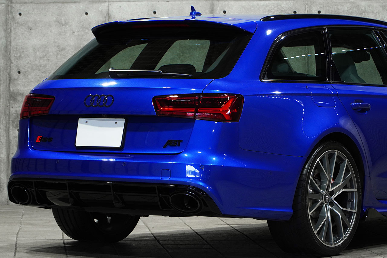 2016 Audi RS6 AVANT null