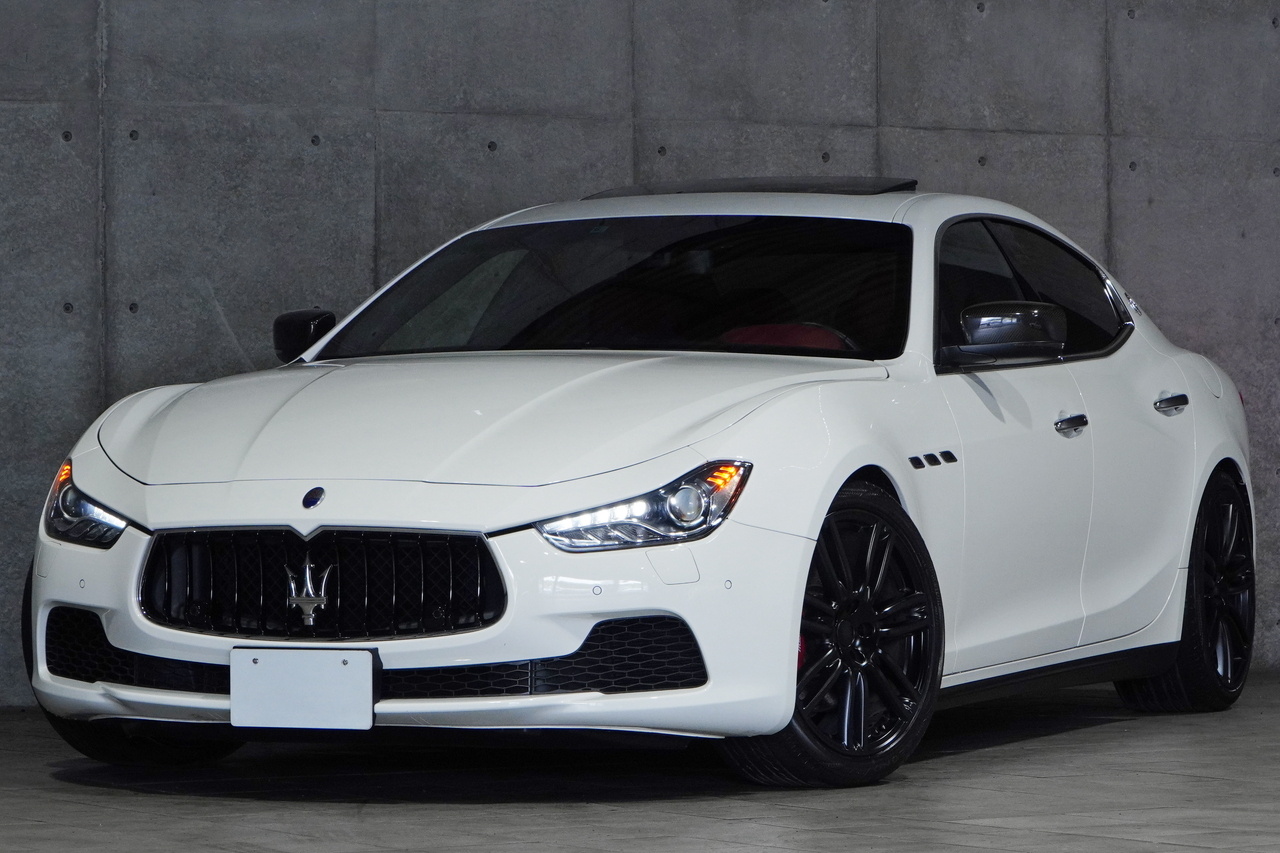 2016 Maserati GHIBLI null