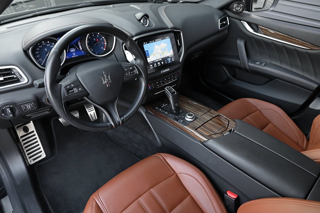 2018 Maserati GHIBLI S GRAN SPORTS 4D