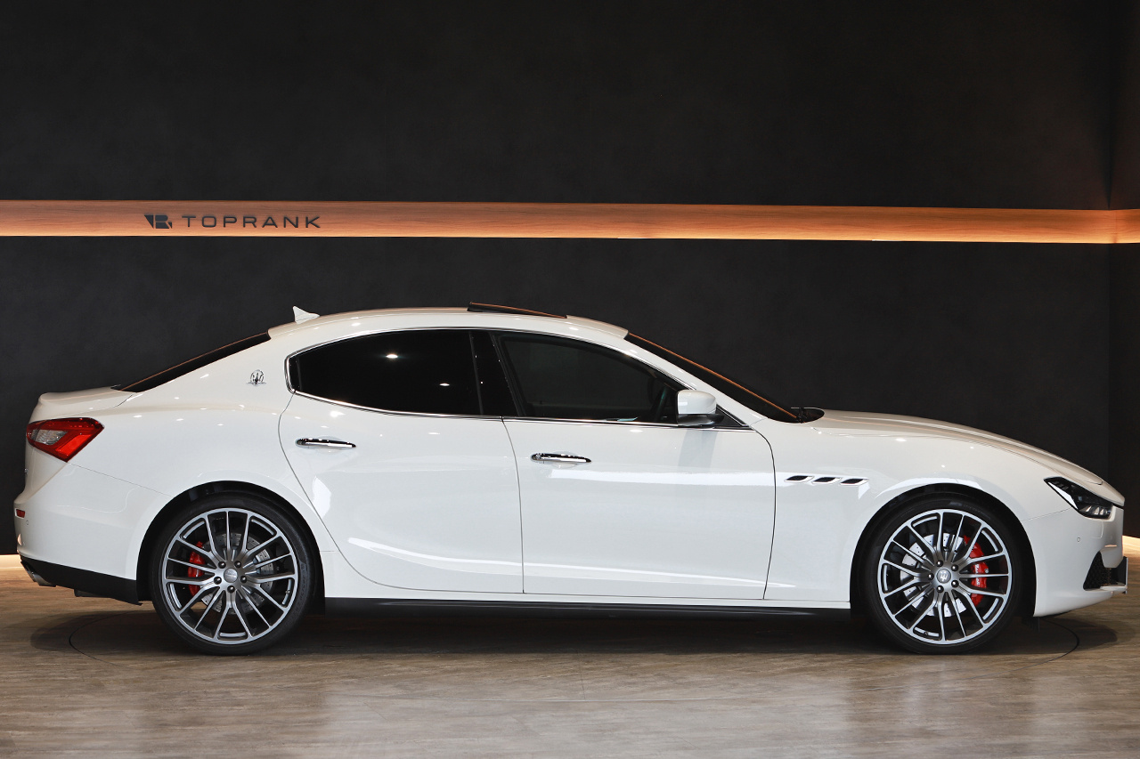 2015 Maserati GHIBLI null