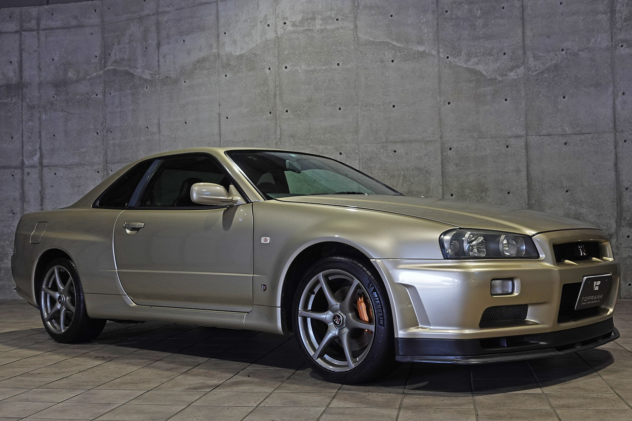 2002 Nissan SKYLINE GT-R ONE OWNER BNR34 R34 GT-R M-SPEC EYO Silica Brass,