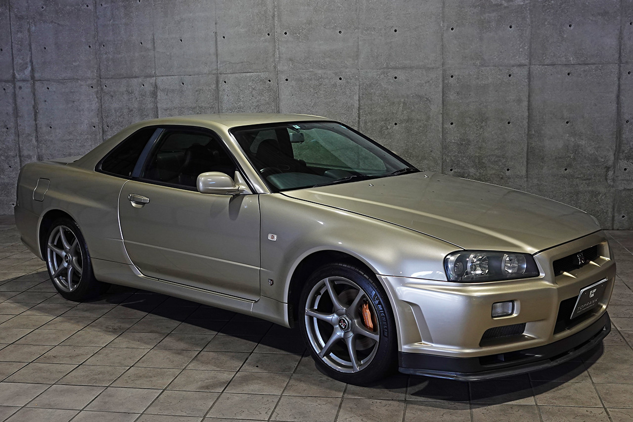 2002 Nissan SKYLINE GT-R ONE OWNER BNR34 R34 GT-R M-SPEC EYO Silica Brass,