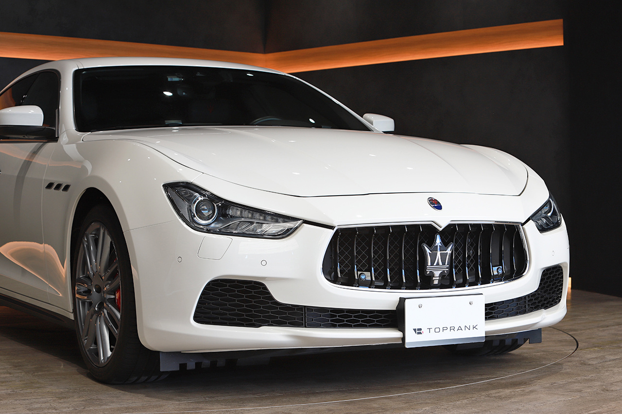 2017 Maserati GHIBLI null