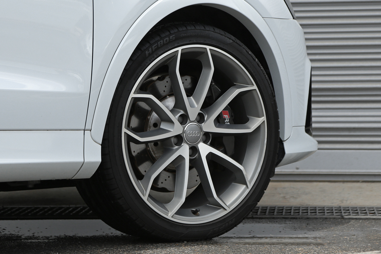 2016 Audi RS Q3 null