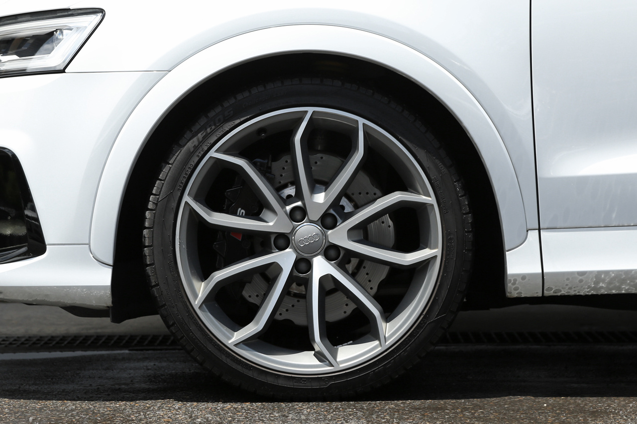 2016 Audi RS Q3 null