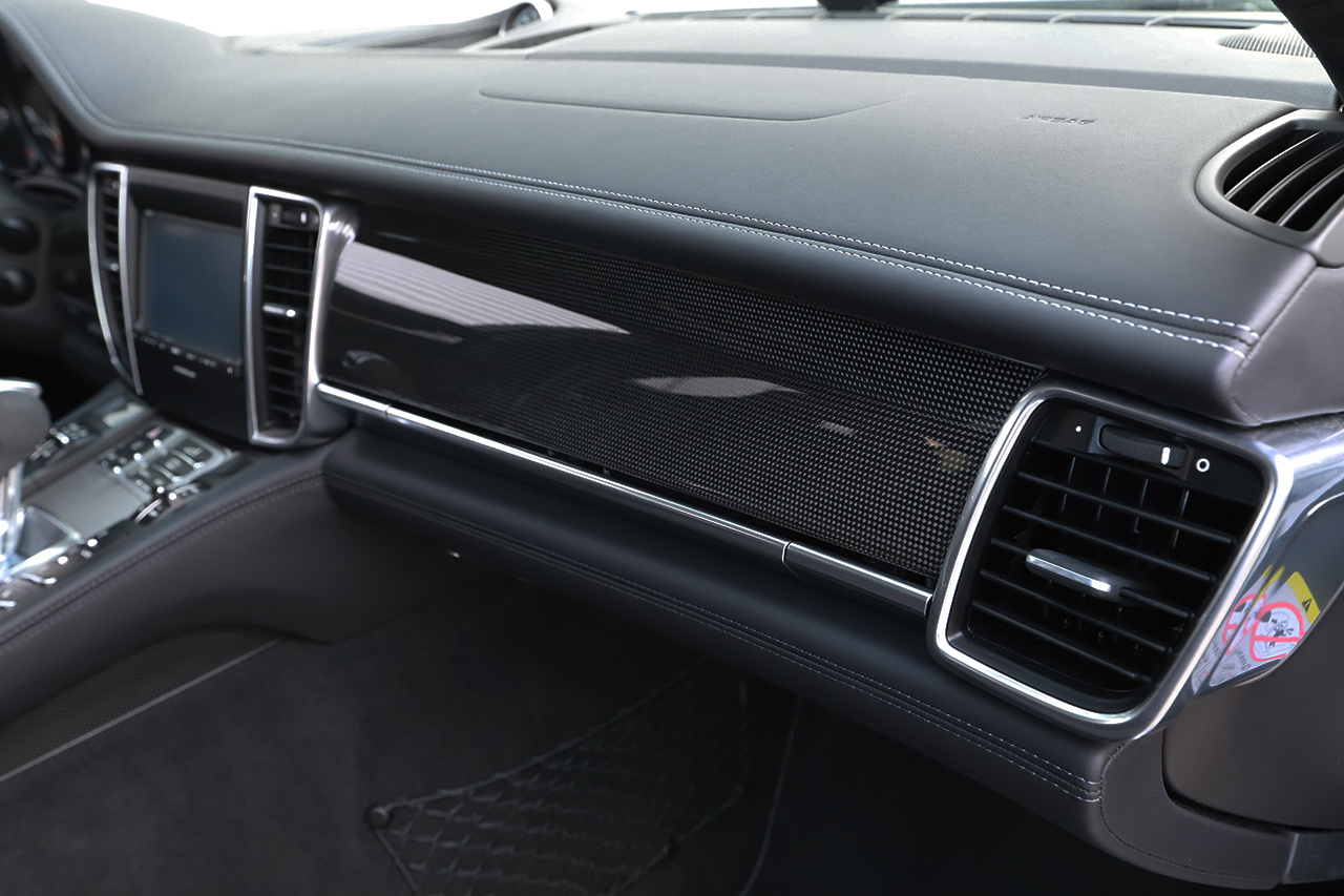 2015 Porsche PANAMERA null