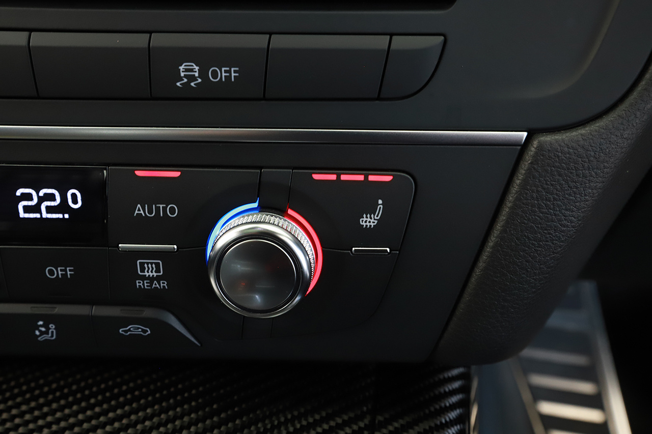 2014 Audi RS6 AVANT null