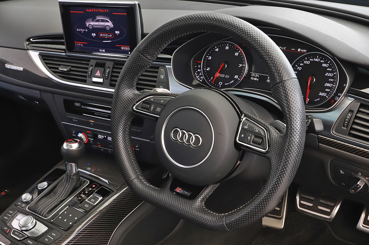 2014 Audi RS6 AVANT null