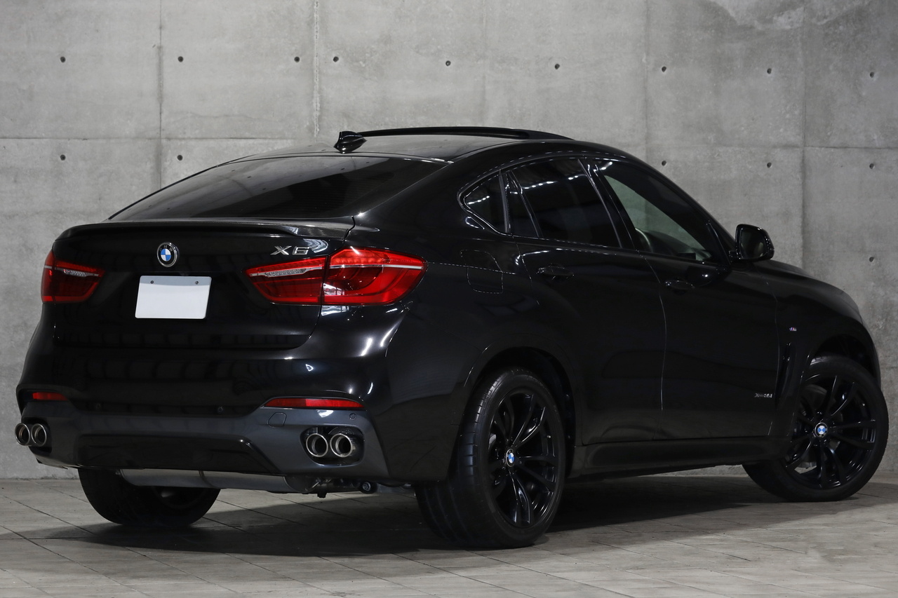2016 BMW X6 xDrive 35i M Sports 4WD
