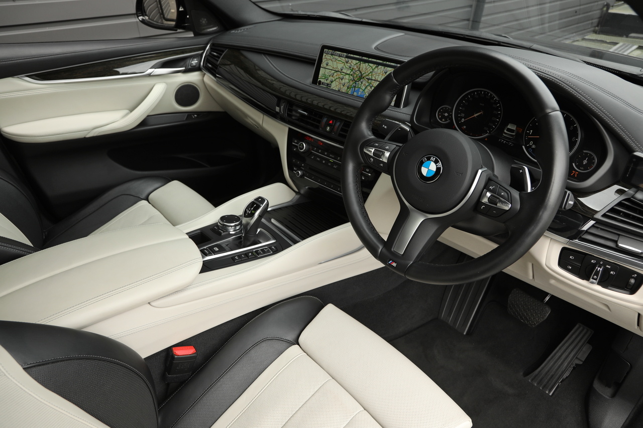 2016 BMW X6 xDrive 35i M Sports 4WD