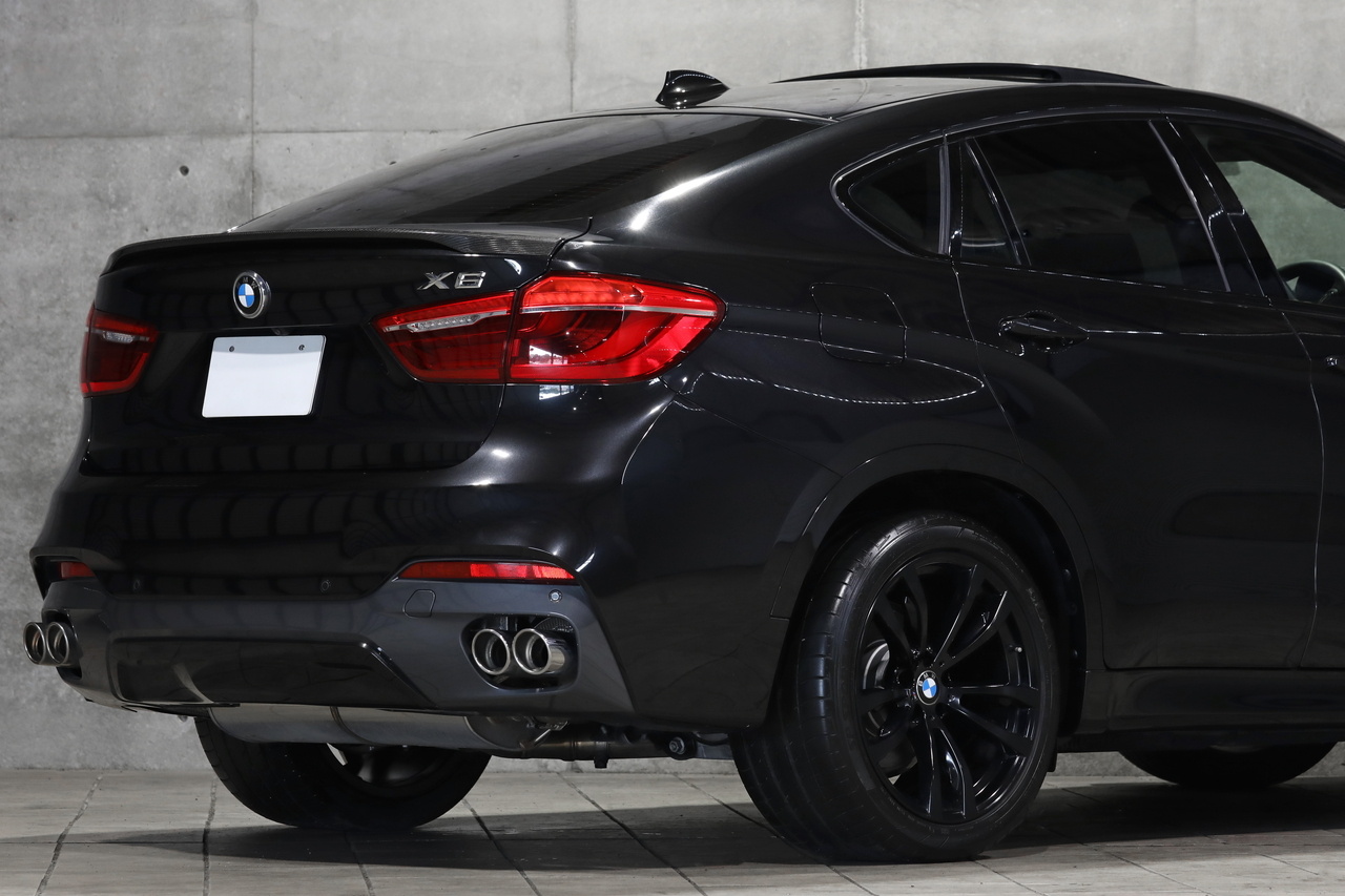 2016 BMW X6 xDrive 35i M Sports 4WD