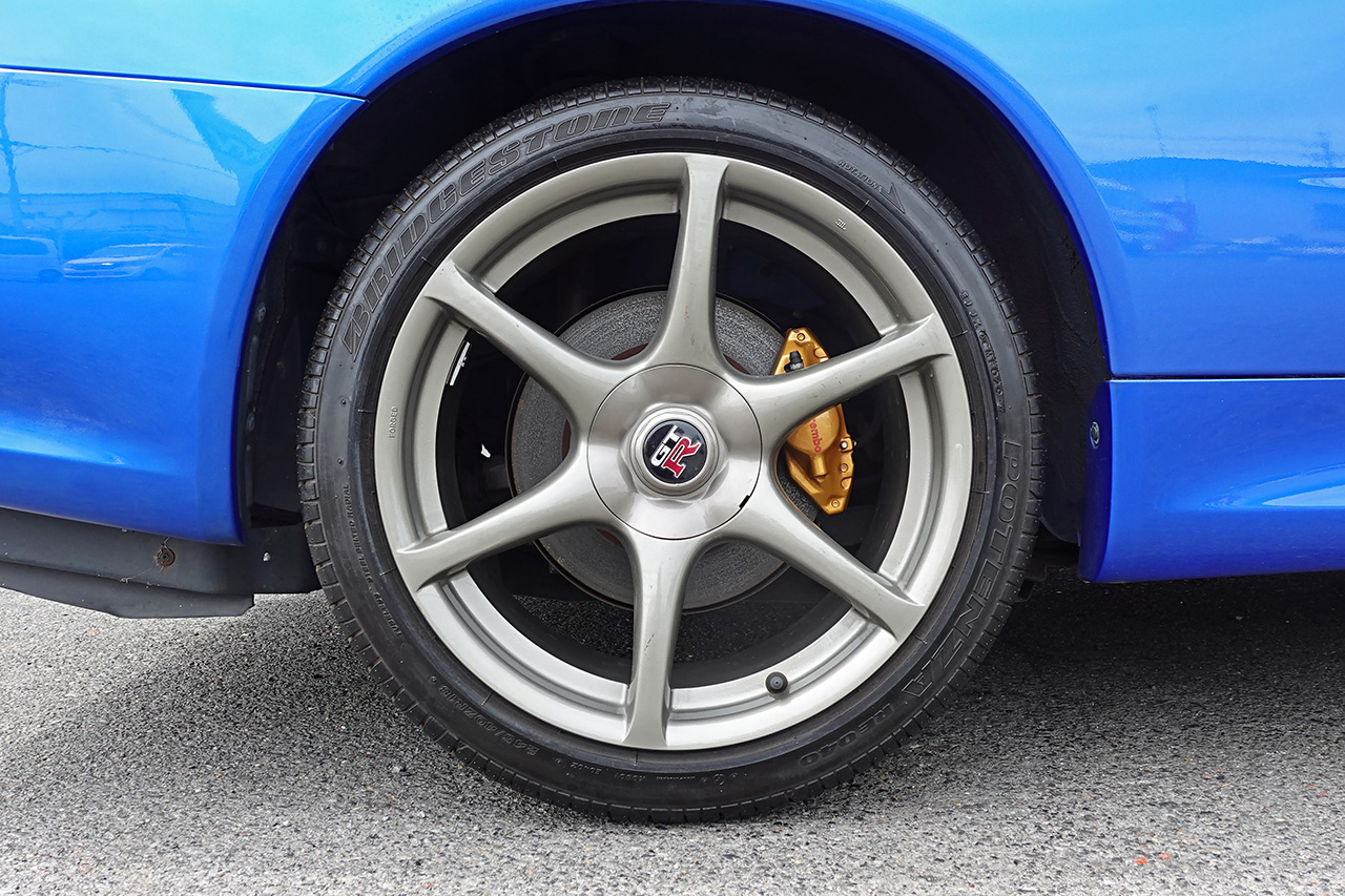 2000 Nissan SKYLINE GT-R ONE OWNER BNR34 R34 GT-R V-SPEC TV2 Bayside Blue