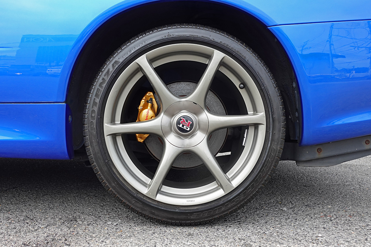 2000 Nissan SKYLINE GT-R ONE OWNER BNR34 R34 GT-R V-SPEC TV2 Bayside Blue