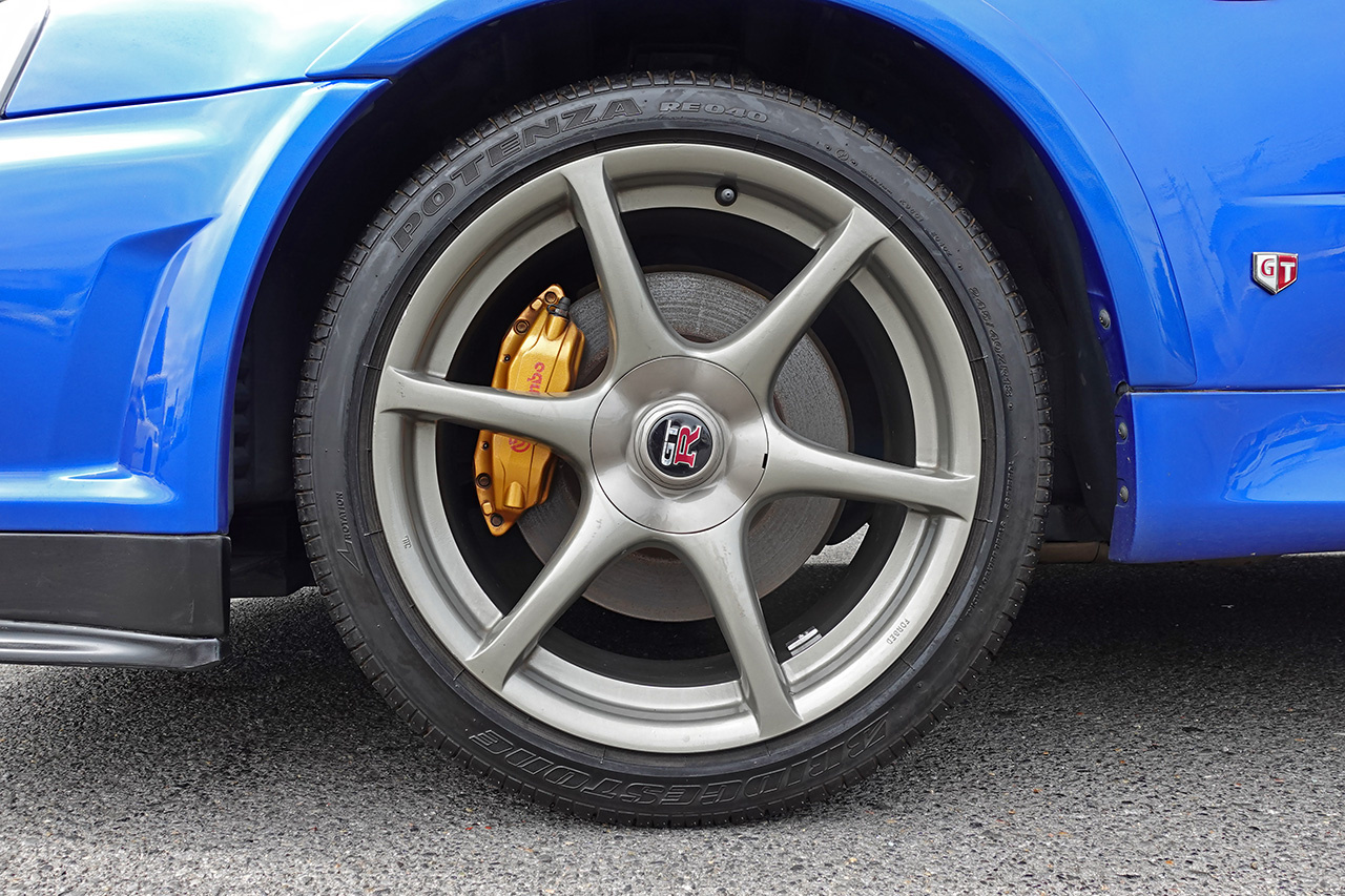 2000 Nissan SKYLINE GT-R ONE OWNER BNR34 R34 GT-R V-SPEC TV2 Bayside Blue