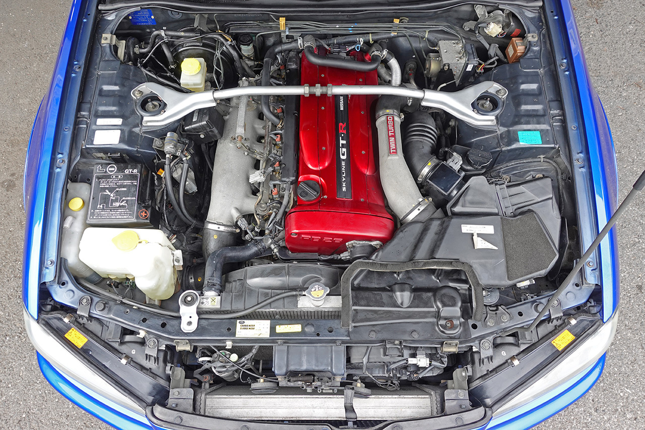 2000 Nissan SKYLINE GT-R ONE OWNER BNR34 R34 GT-R V-SPEC TV2 Bayside Blue