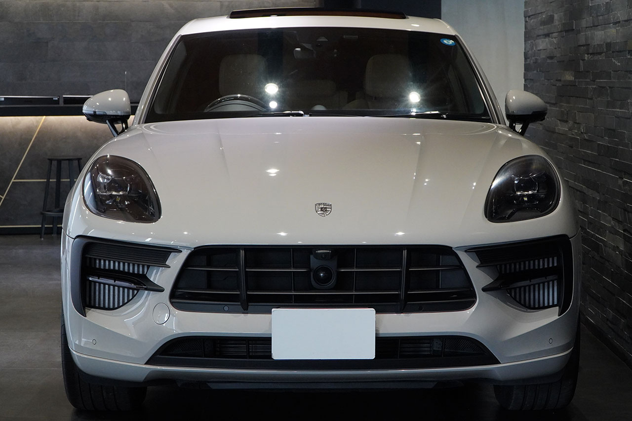 2021 Porsche MACAN null