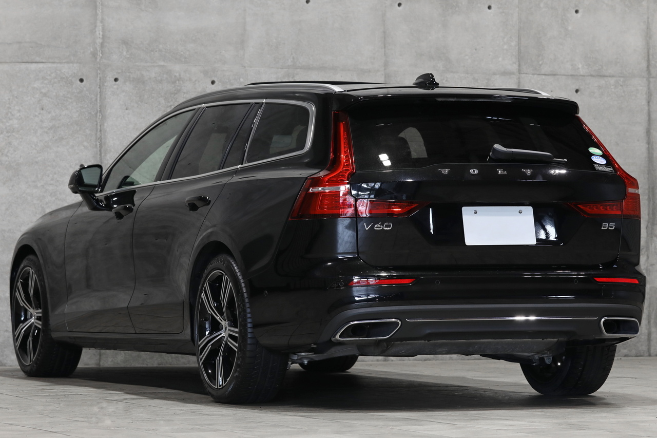 2021 Volvo V60 null