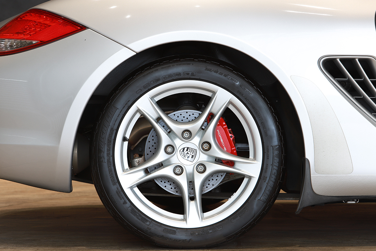 2010 Porsche CAYMAN null