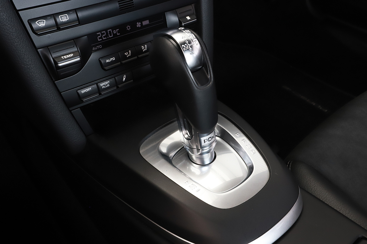 2010 Porsche CAYMAN null