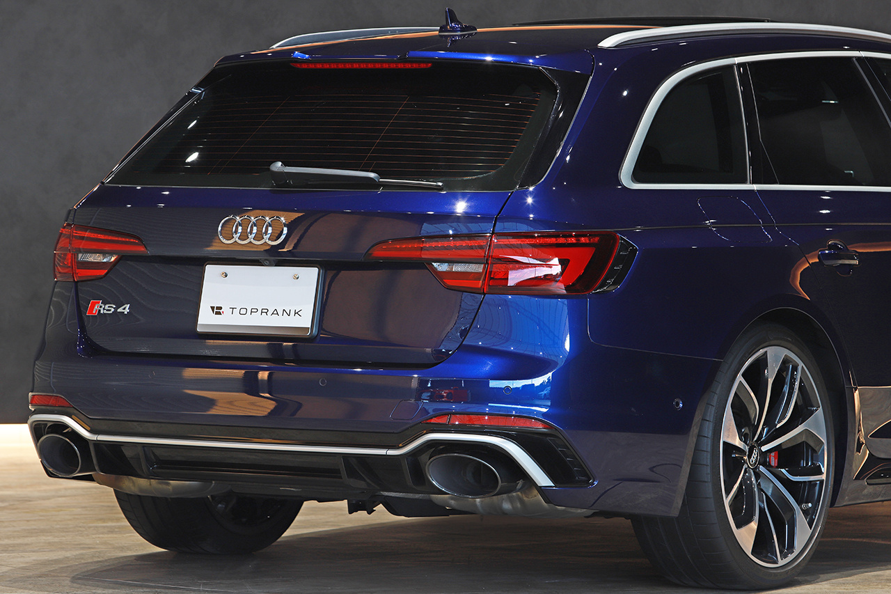 2019 Audi RS4 AVANT null