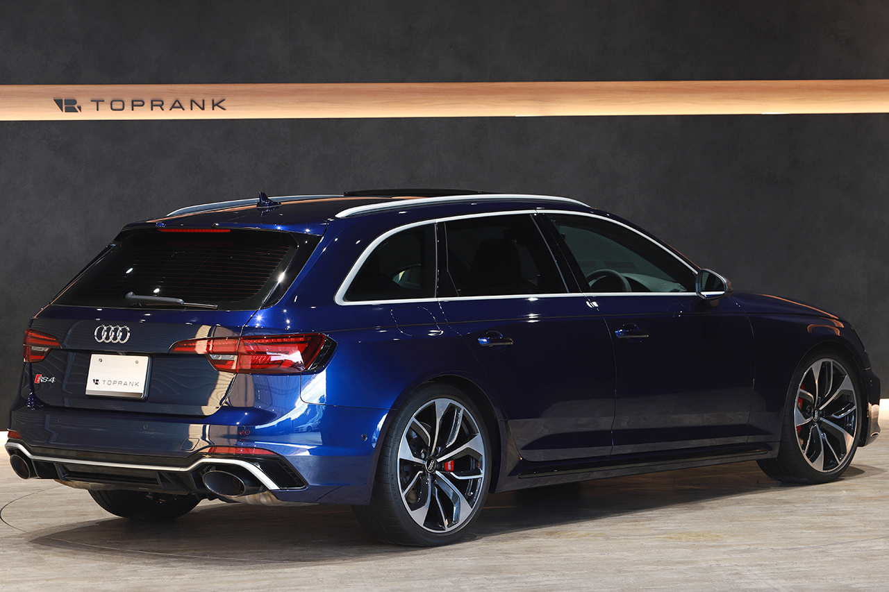 2019 Audi RS4 AVANT null