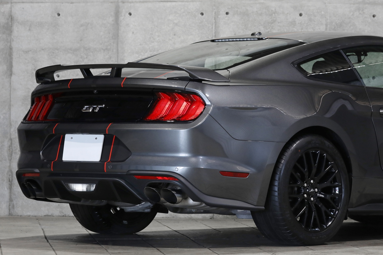 2018 Ford MUSTANG null