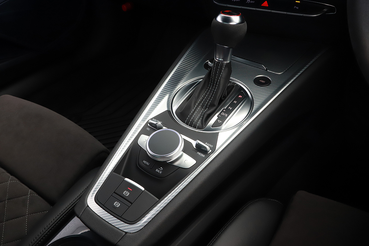 2017 Audi TT RS COUPE null
