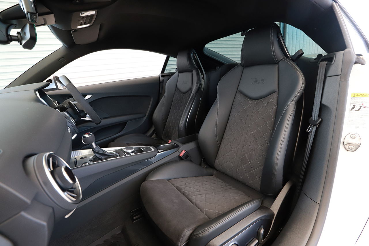 2017 Audi TT RS COUPE null