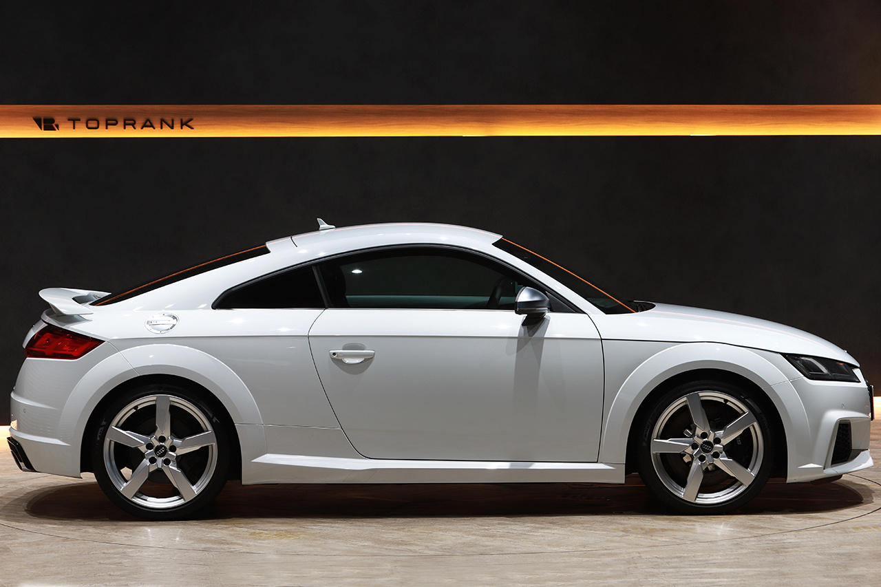 2017 Audi TT RS COUPE null