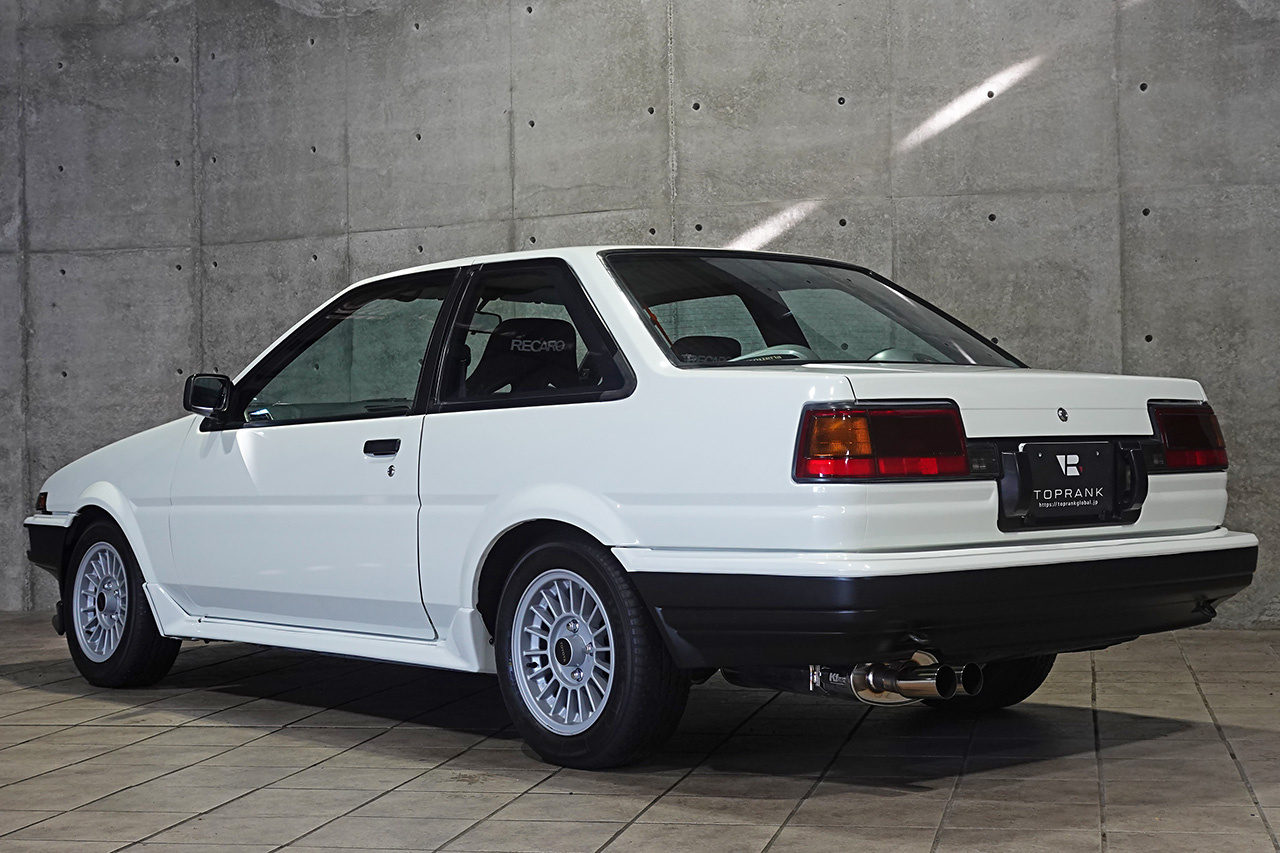 1987 Toyota SPRINTER TRUENO AE86 SPRINTER TRUENO GT, FUJITSUBO Muffler, RECARO Seats