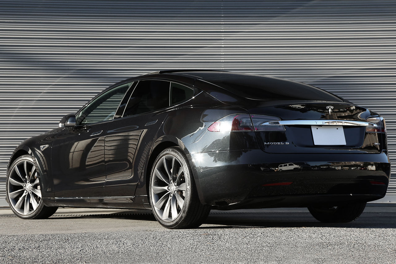 2016 TESLA model S null