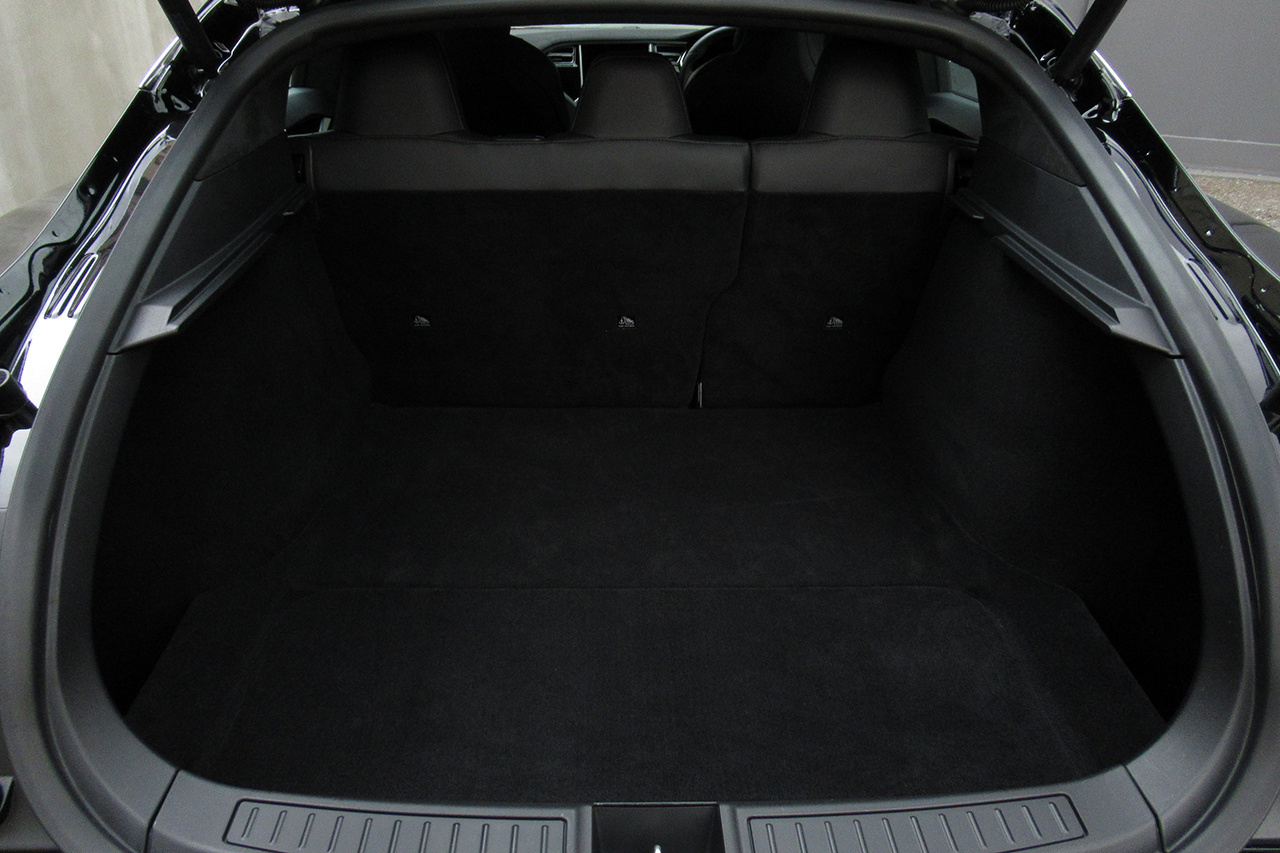 2016 TESLA model S null