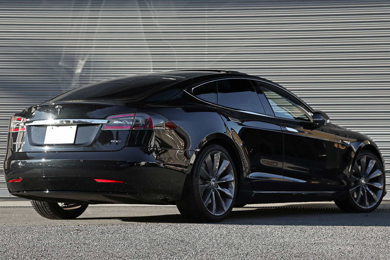 2016 TESLA model S null