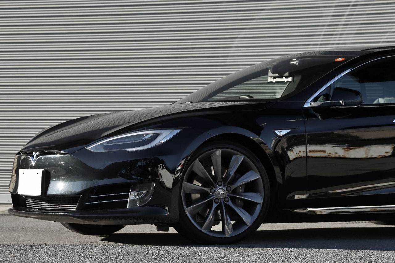 2016 TESLA model S null
