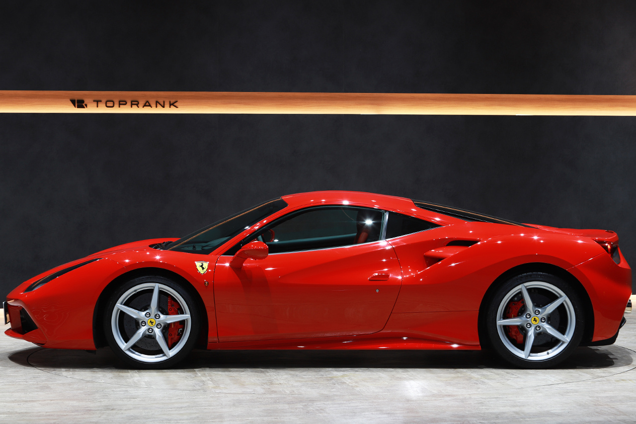 2016 Ferrari 488GTB null