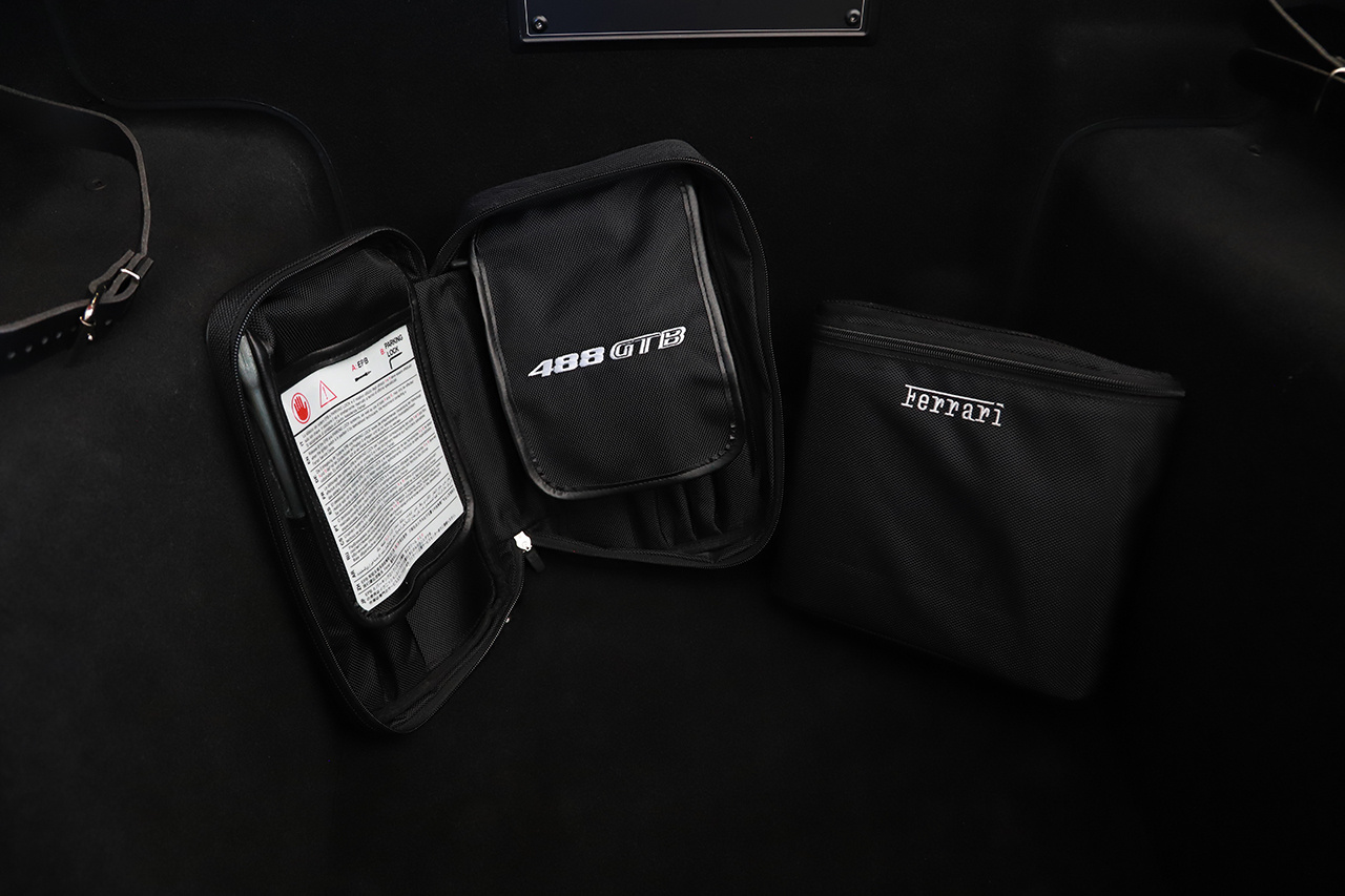 2016 Ferrari 488GTB null