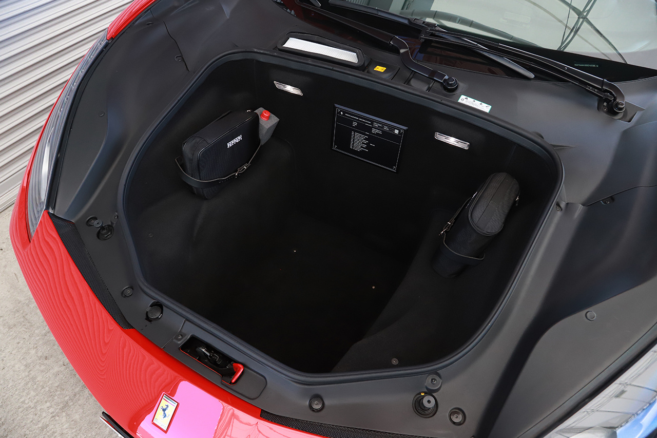 2016 Ferrari 488GTB null