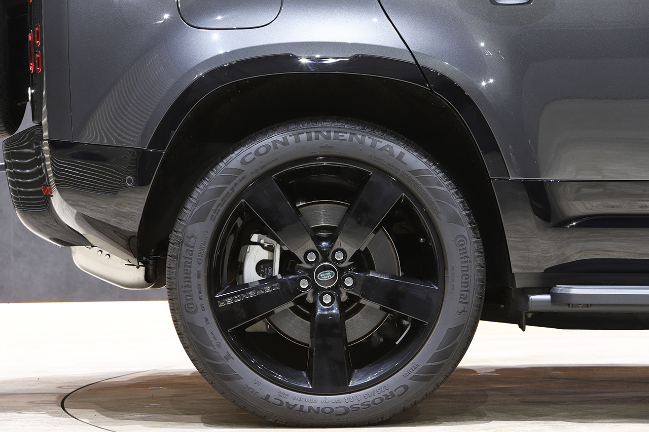 2023 Land Rover DEFENDER null