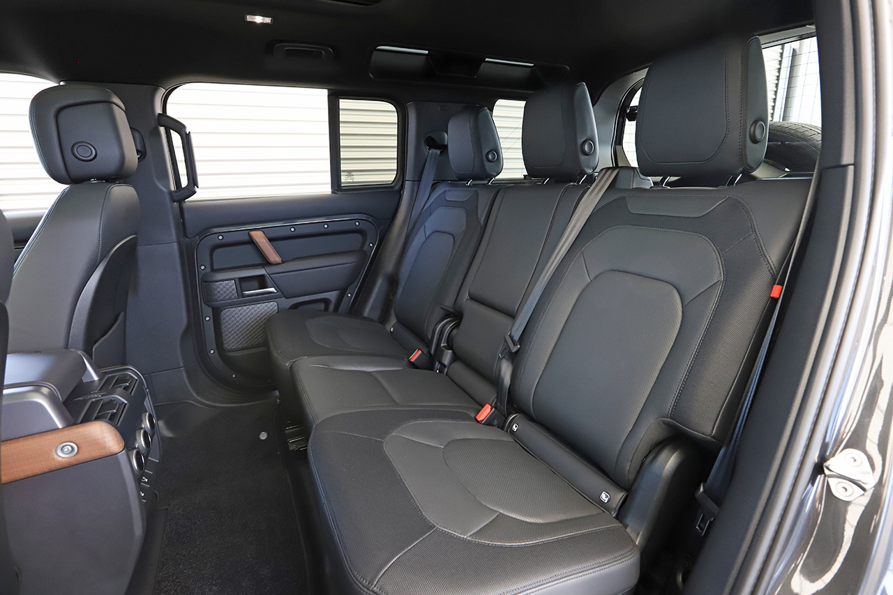 2023 Land Rover DEFENDER null