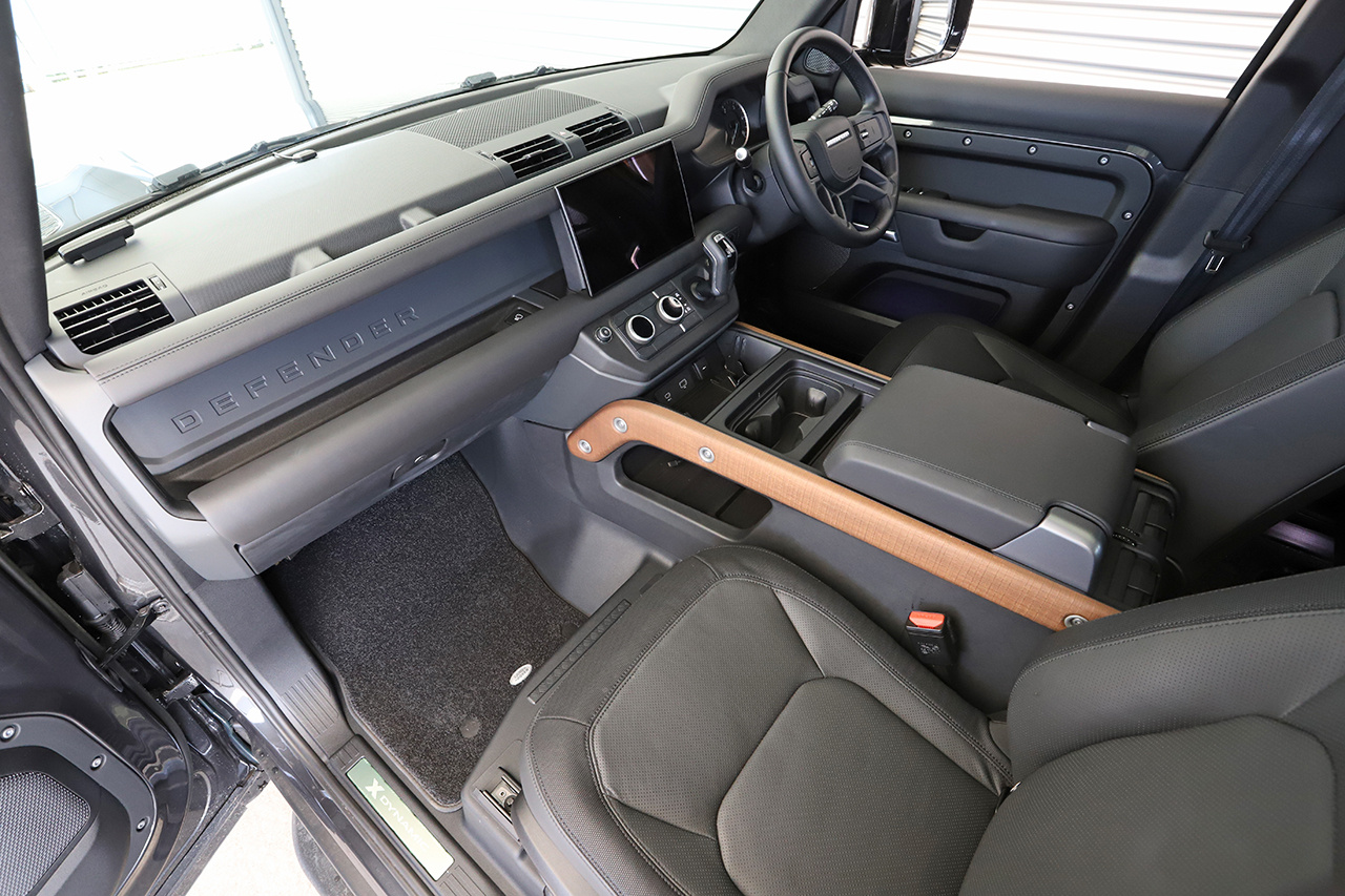2023 Land Rover DEFENDER null